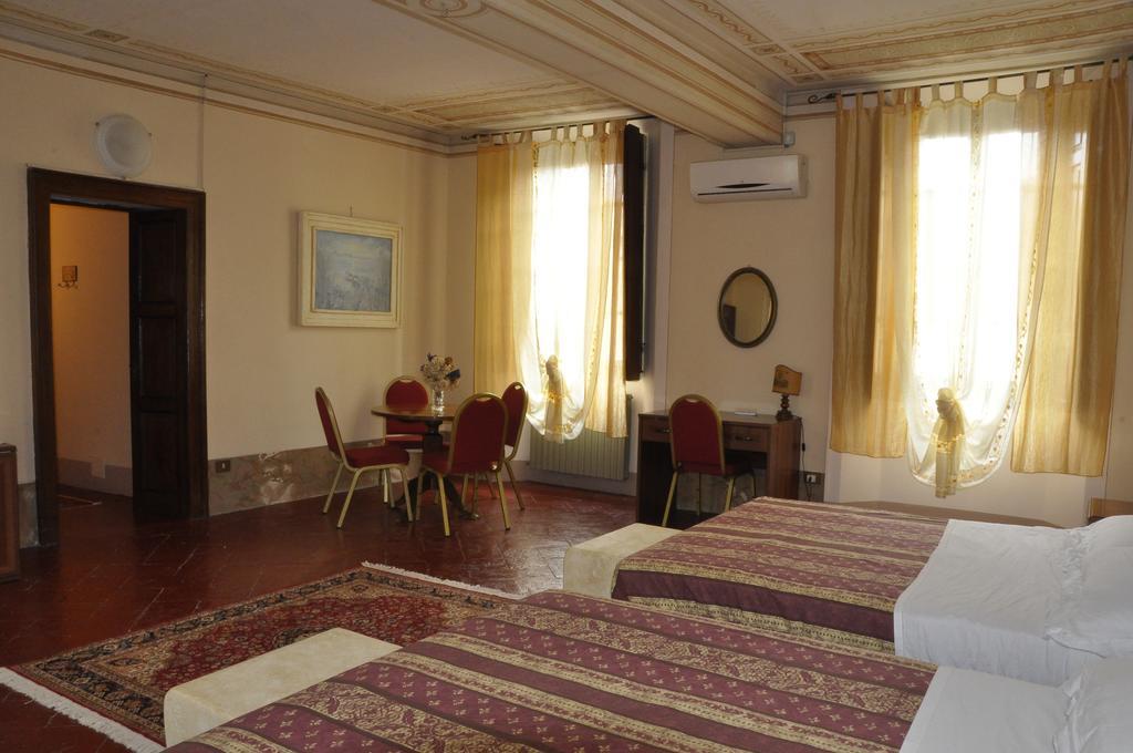 Villa Cantoni Gropello Cairoli ภายนอก รูปภาพ