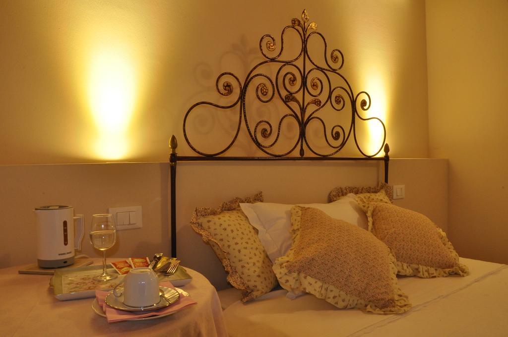 Villa Cantoni Gropello Cairoli ภายนอก รูปภาพ