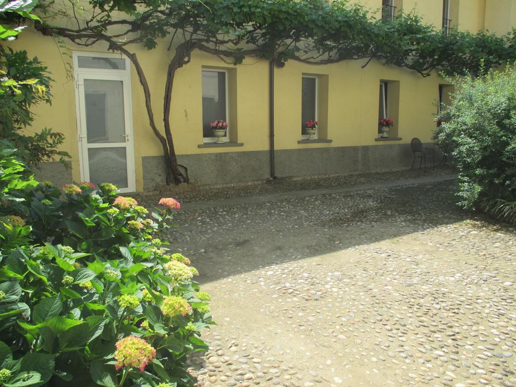 Villa Cantoni Gropello Cairoli ภายนอก รูปภาพ